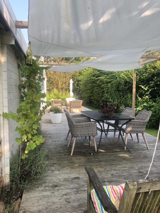 Tiny House In Tuin Van De Statige Villa Mariahof Ντόρντρεχτ Εξωτερικό φωτογραφία