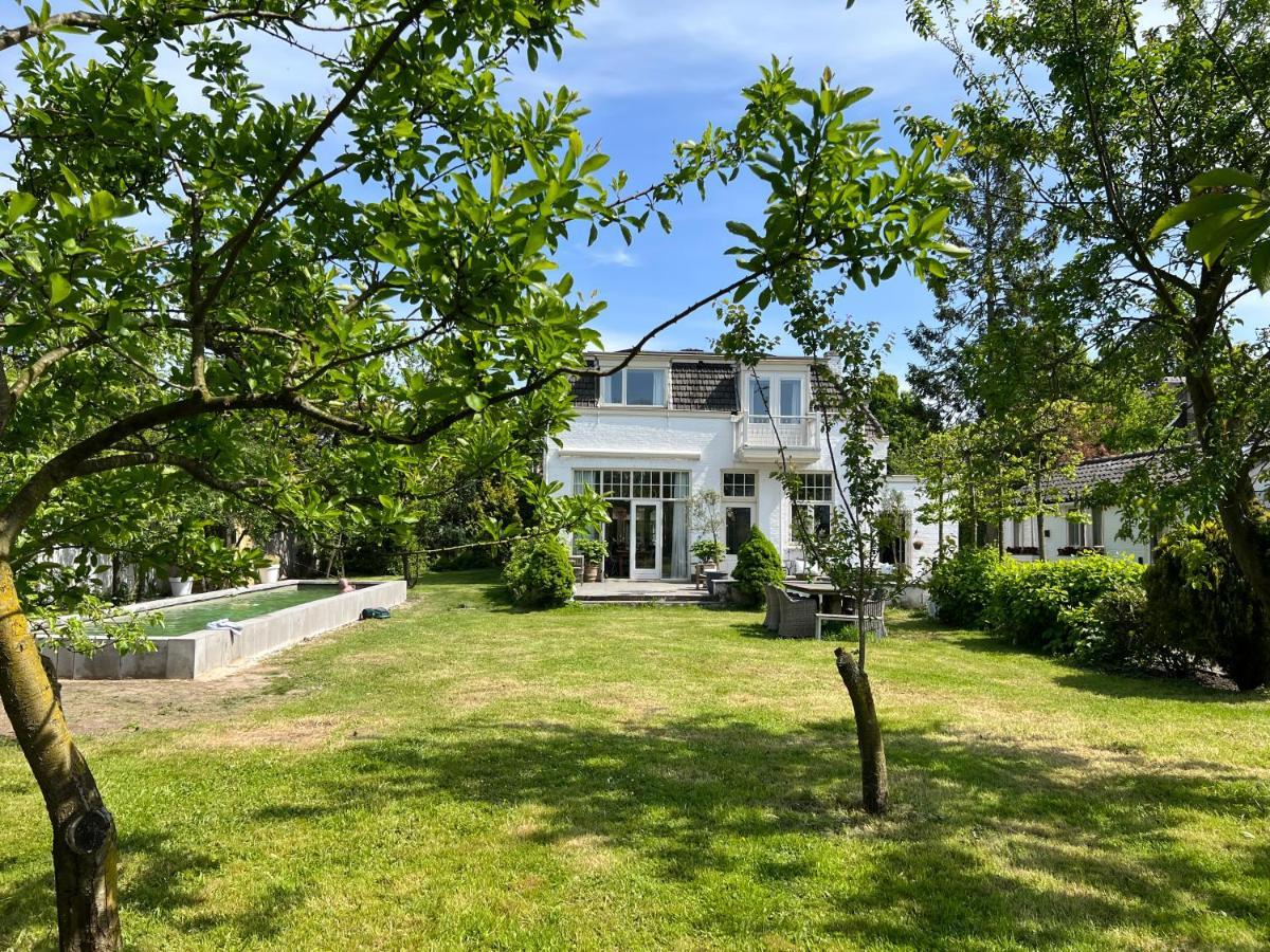 Tiny House In Tuin Van De Statige Villa Mariahof Ντόρντρεχτ Εξωτερικό φωτογραφία